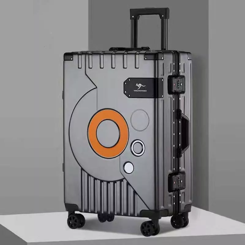 Kan**roo Traveling Luggage