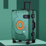 Kan**roo Traveling Luggage