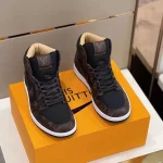 Men Branded Sneaker