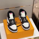 Premium High Neck Sneaker