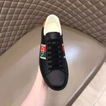 Gucci Fashionable Sneaker